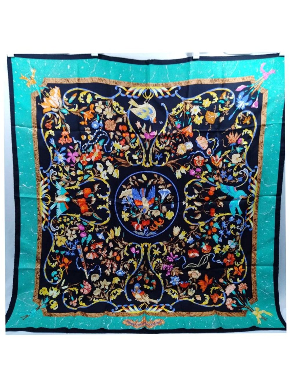 Authentic Hermès Pierres d’Orient Silk Carré 90 Scarf - Picture 2 of 10